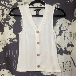 Justify | V-Neck Button White Tank Top | S